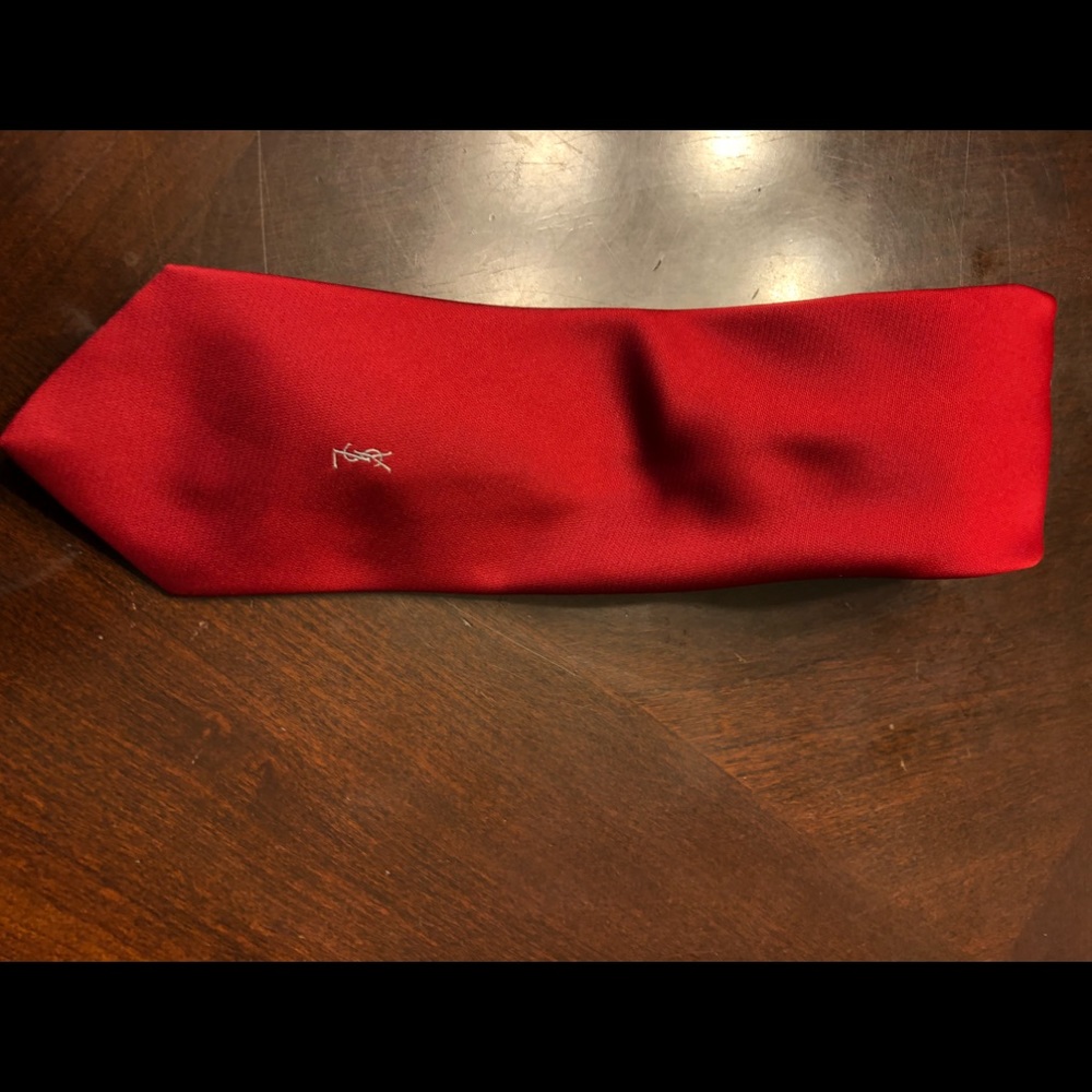 Vintage YesSaintLaurent Men’s Necktie.
